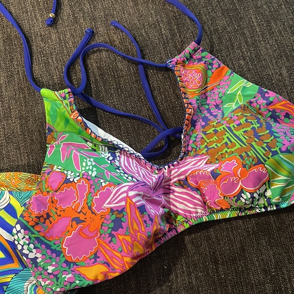 Lot of 2 Trina Turk Halter padded Bikini Halter String tops size 10 12 - Picture 9 of 11